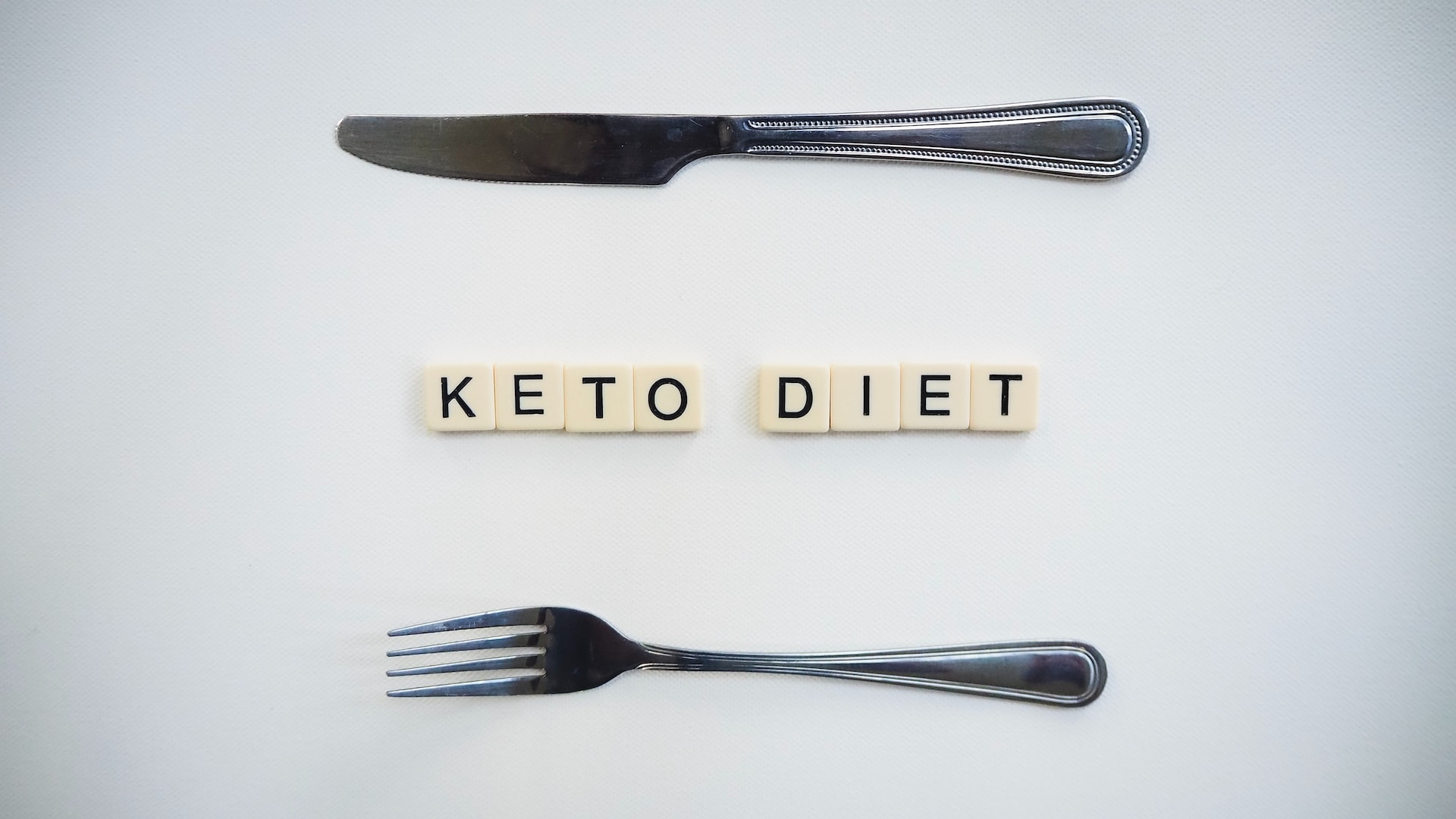 Building Muscle and Cutting Carbs The Keto Diet Approach